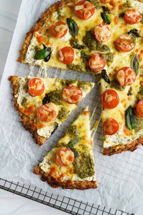 Healthy Cauliflower White Pizza (with step-by-step instructions)