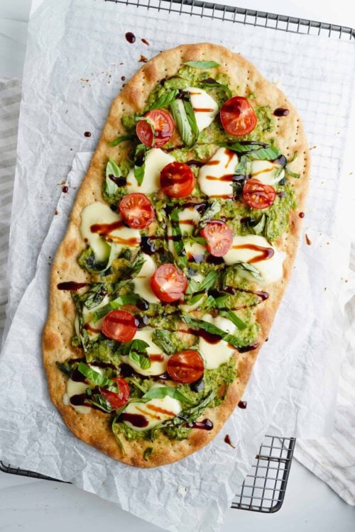 Easy Caprese Flatbread Easy Caprese Flatbread