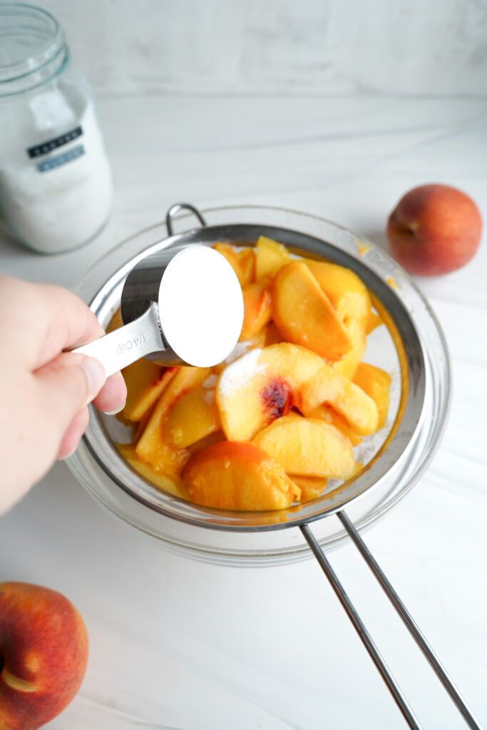 Sliced peaches with sugar | cookingwithcassandra.com