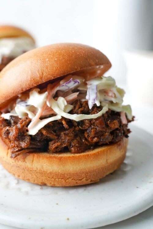 Easy Pulled Pork Burgers