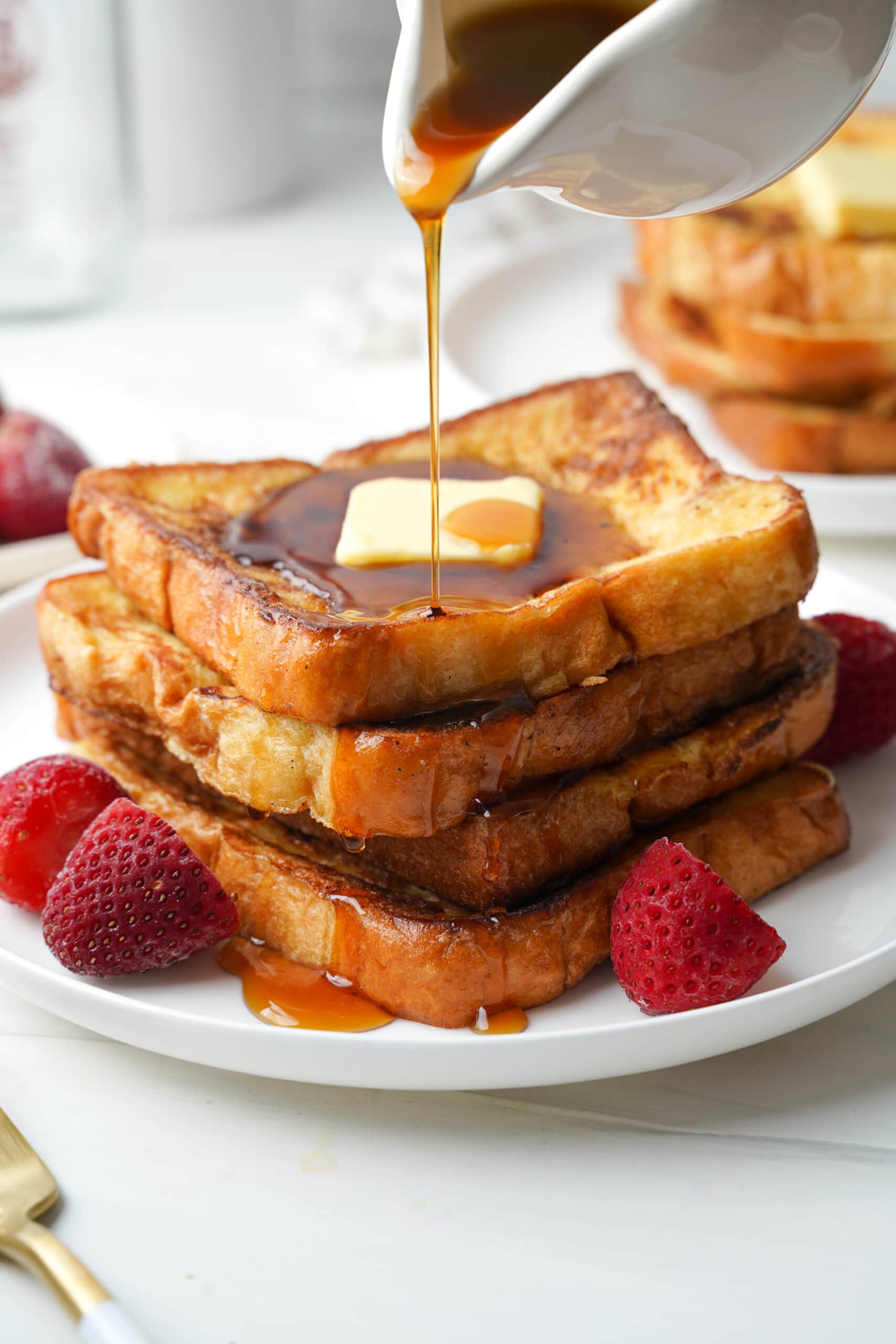 French toast with Syrup and Strawberries  | cookingwithcassandra.com