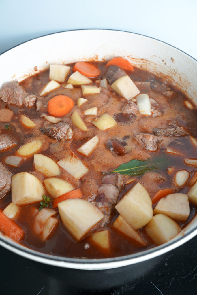 Beef stew recipe | cookingwithcassandra.com