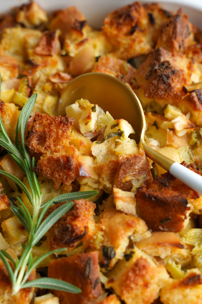 Thanksgiving Stuffing Recipe | cookingwithcassandra.com