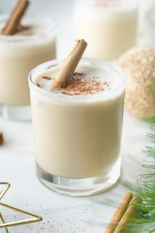 Easy Eggnog Cocktail