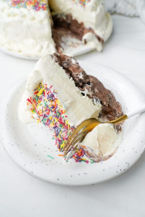 Copycat Dairy Queen Ice Cream Cake
