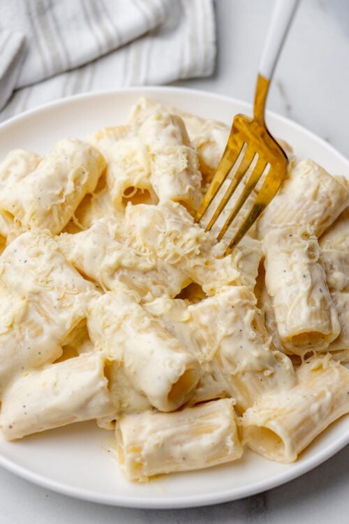 Easy Creamy Lemon Pasta (Pasta al Limone) Easy Creamy Lemon Pasta (Pasta al Limone)